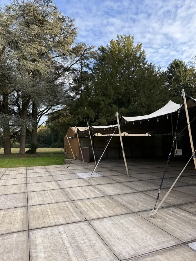 La terrasse couverte de la Clairière